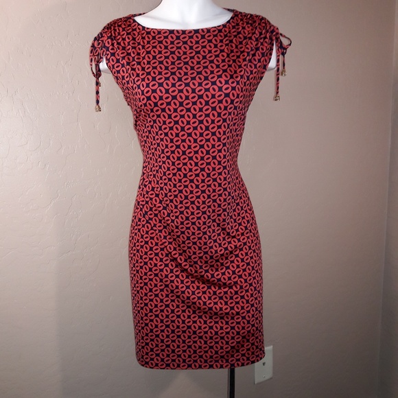 nikki poulos Dresses & Skirts - Nikki poulos dress size medium